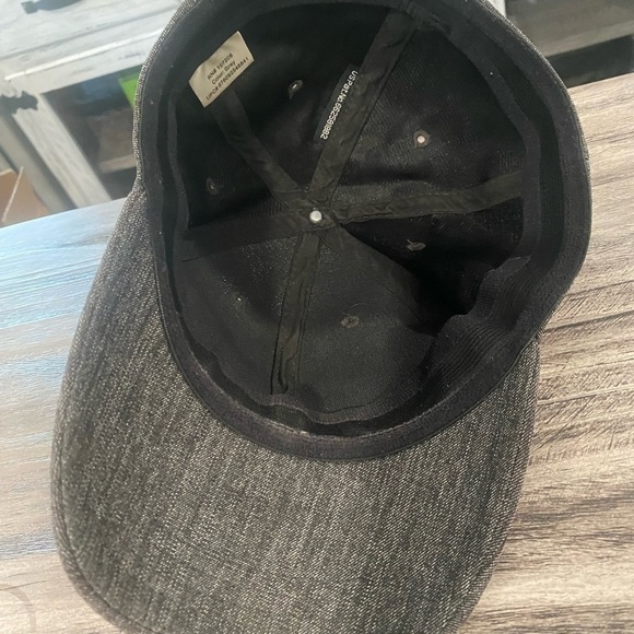 Solid Colored Gray & Black Hat - Picture 5 of 5